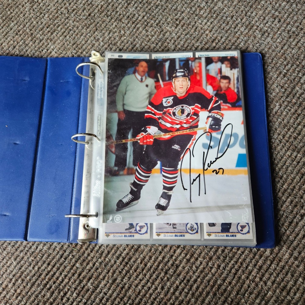 Vintage Hockey Card Lot Rick Meagher Tony McKegney Signed Gretzky Hull Binder